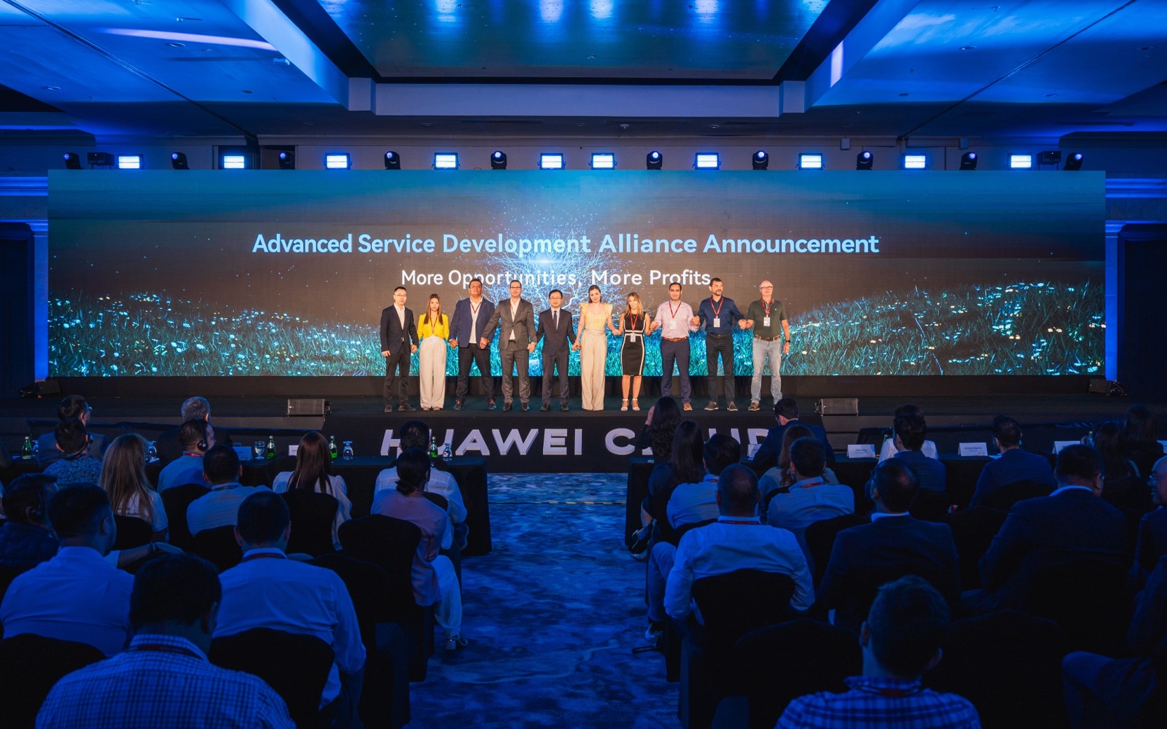 800x500 Huawei Cloud LAR Partner 100 Sales Acceleration Program