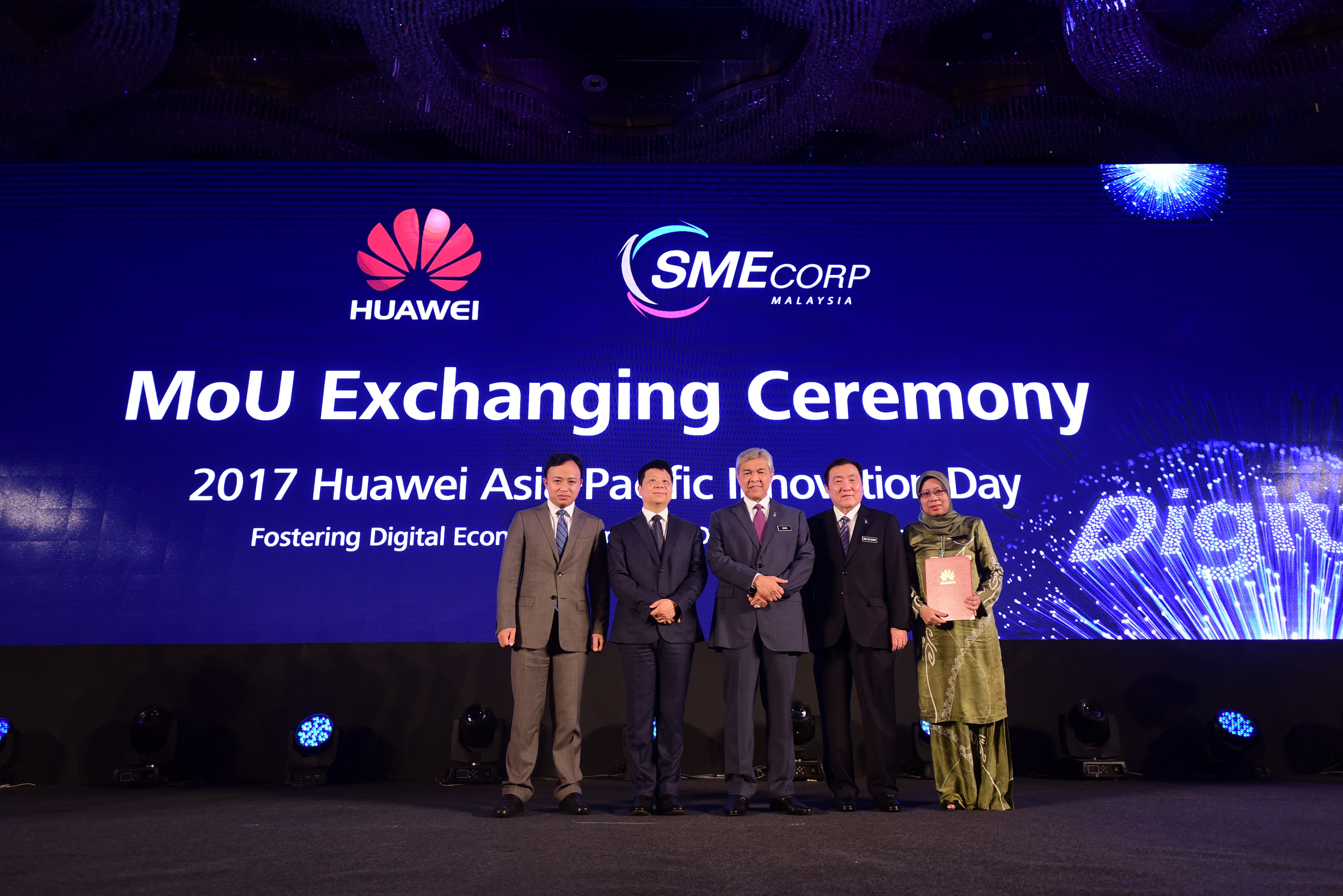 Sme Corp Malaysia Partners With Huawei To Bring Smes To The Forefront Of A Digital Economy